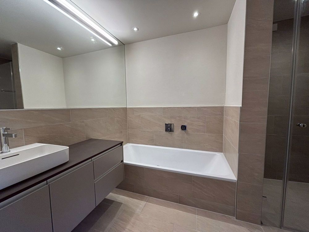 NEUBAU: 4.5-Zimmer-Wohnung mit 41m2 Terrasse und Blick ins Grüne - Bild 11