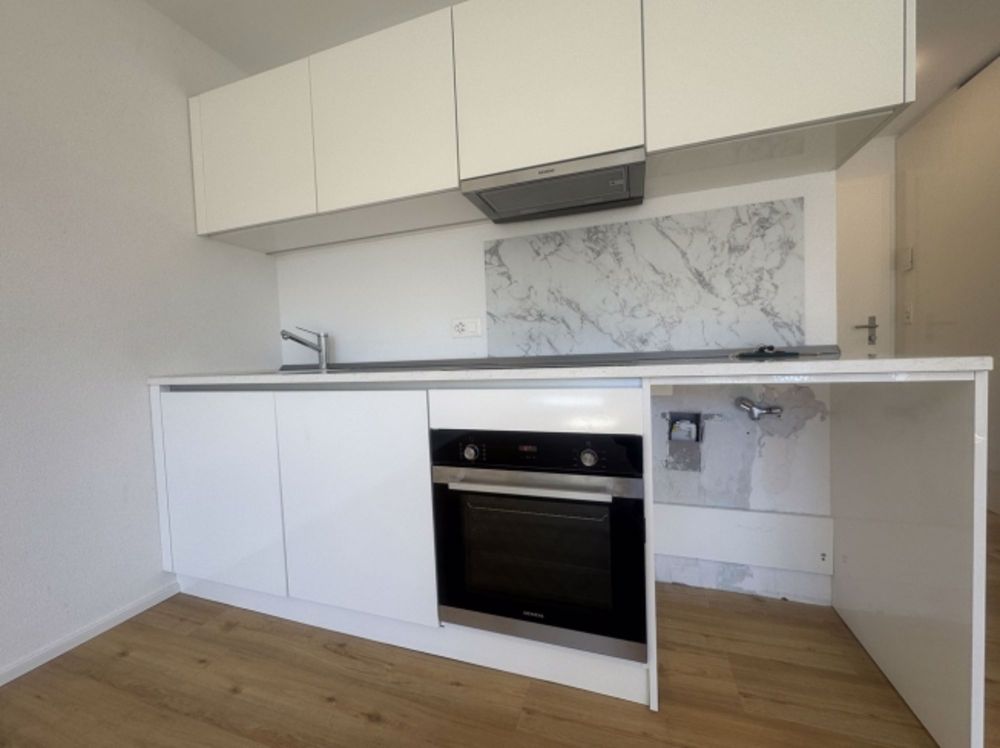 Wunderschöne 3.5 Zimmerwohnung im 1. OG - sofort verfügbar - Bild 9