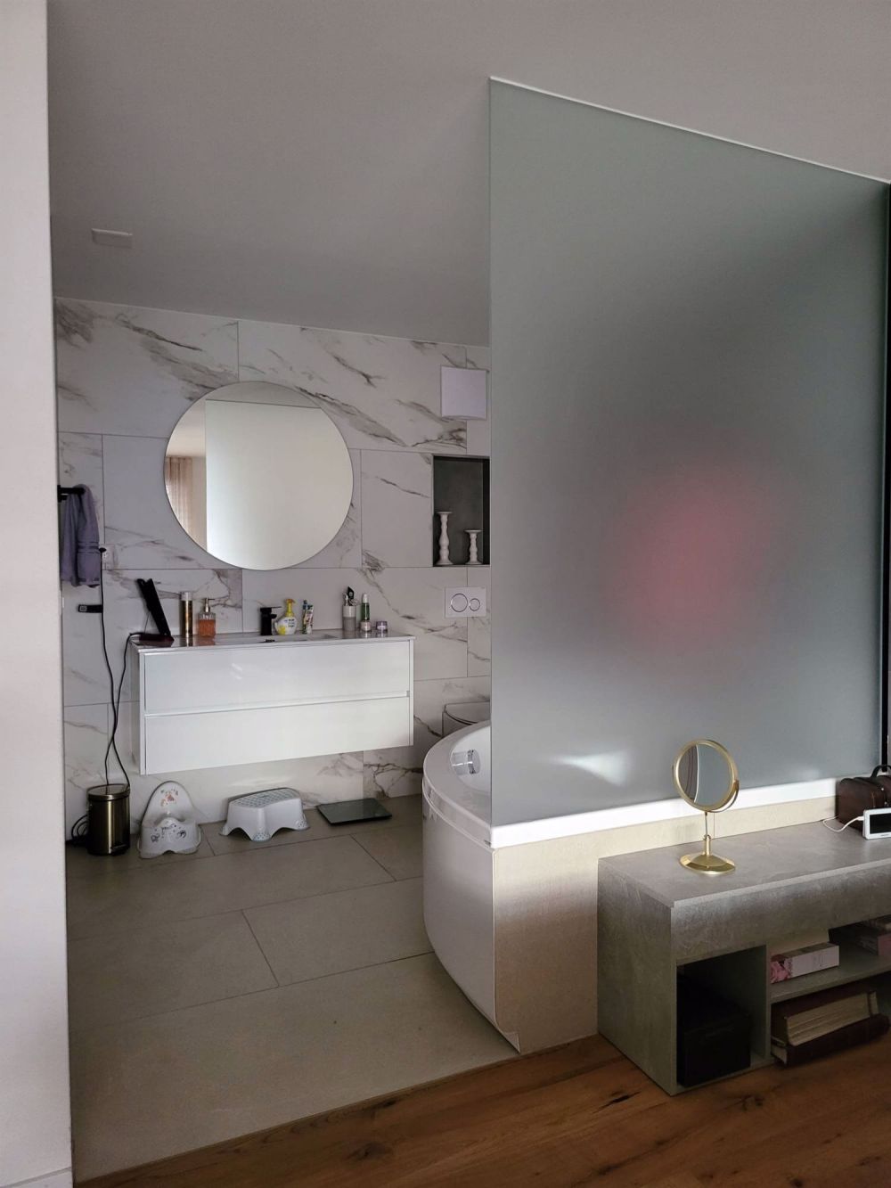 MENZIKEN / 40qm Balkon / 120qm Wohnung !! - Bild 4