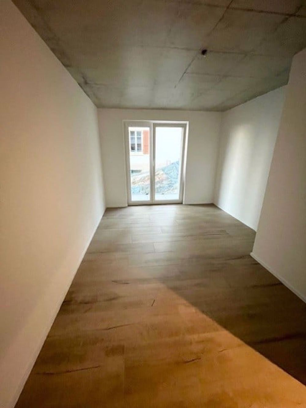 Appartement neuf et unique de 4,5 pièces avec vue imprenable sur le lac et les Alpes - Bild 6