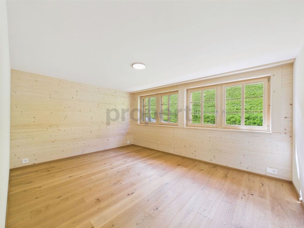 Grosszügige 4.5 Zimmer Wohnung in Oberwil im Simmental mit Aussicht - Image 6