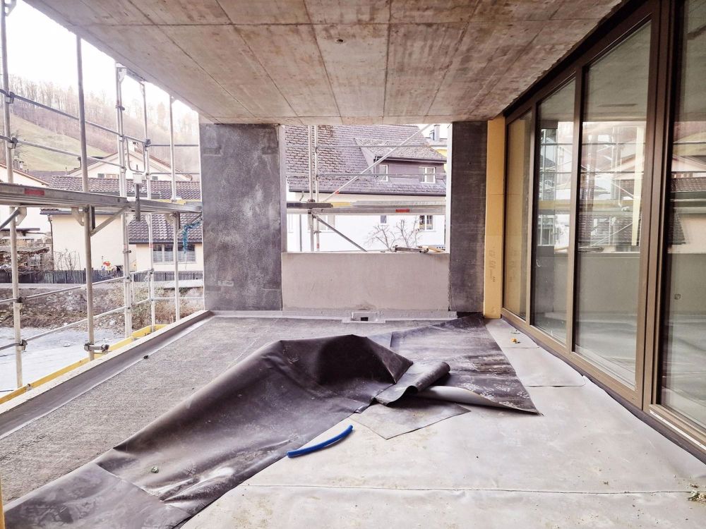 Moderne 2.5-Zimmer-Wohnung in Glarus - Neubau mit Balkon - Bild 7