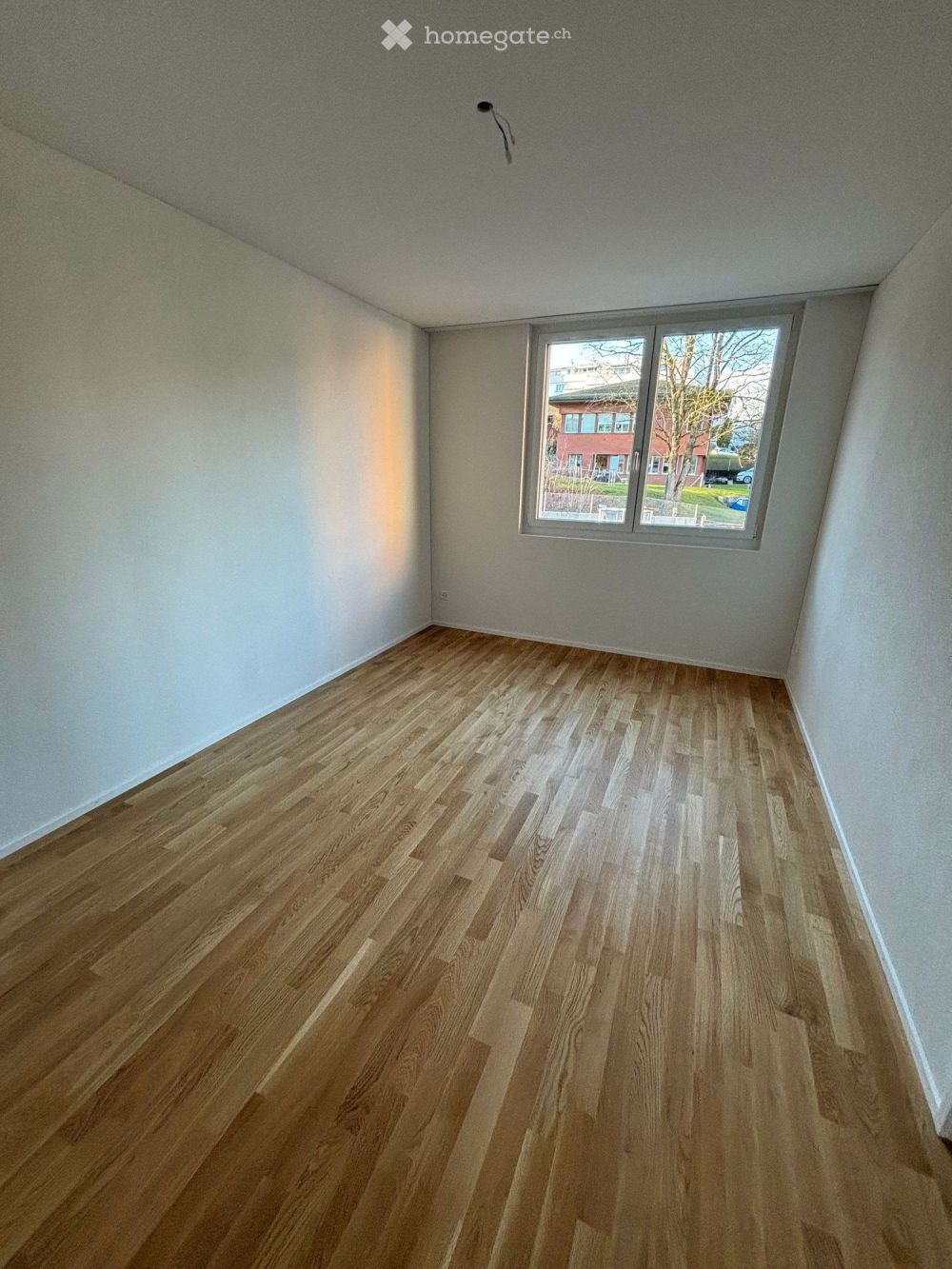 Lichtdurchflutete 4.5 Zimmer Wohnung in der Überbauung "zur Farb - Bild 5