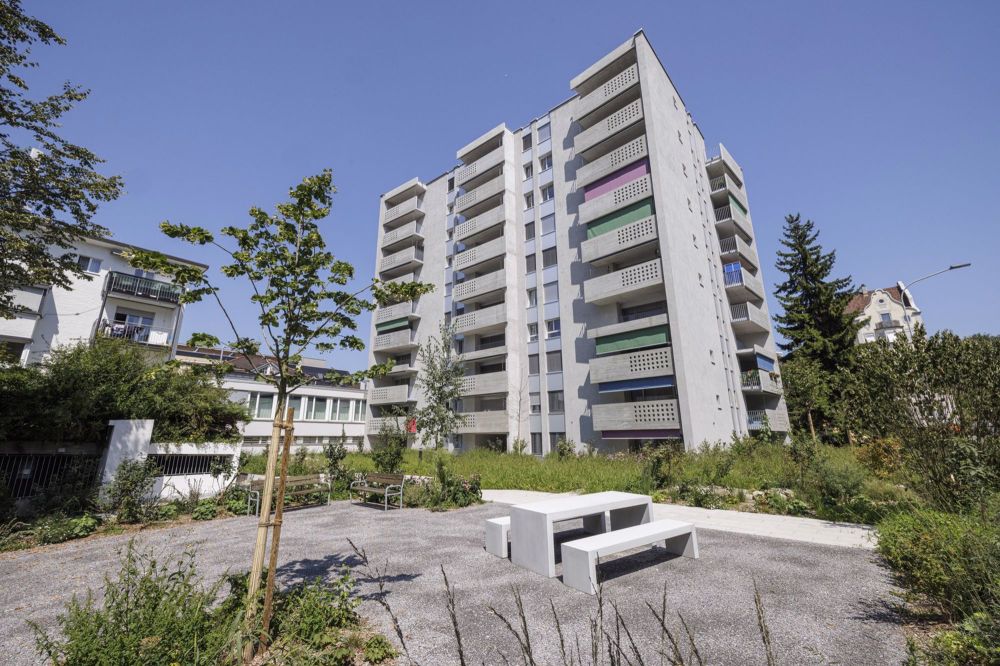 Erstvermietung nach Sanierung: 1-Zimmer-Wohnung in der Nähe der HSG und der Fachhochschule St.Gallen - Aussenansicht
