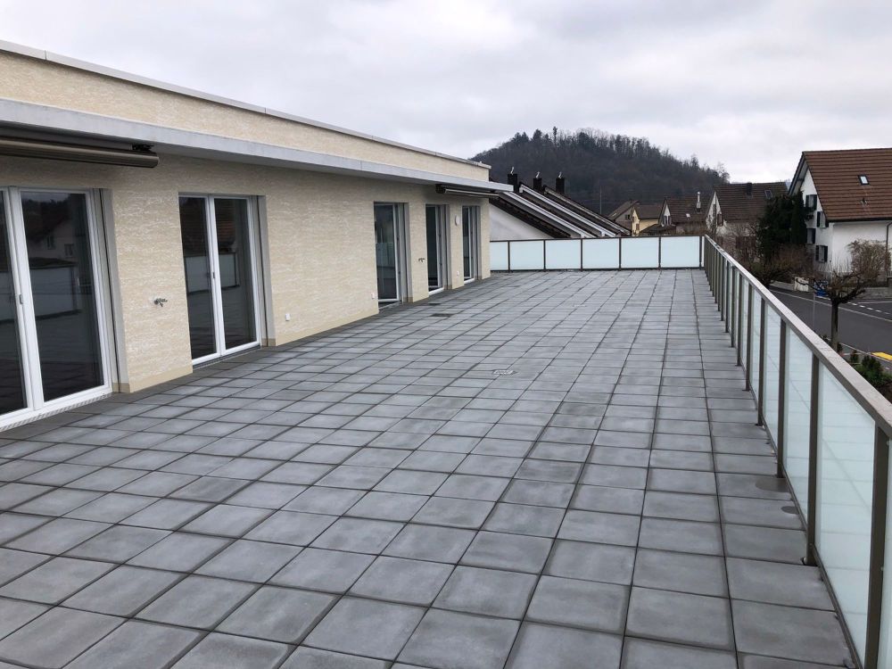 2.5 Zimmer Attika Wohnung mit grosser Terrasse - Bild 4
