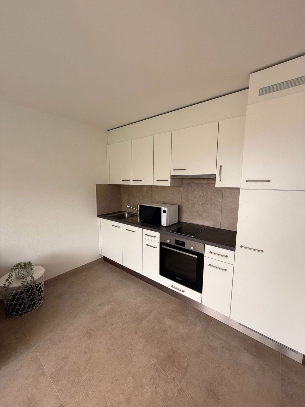 Neues und modernes Studio - Bild 2
