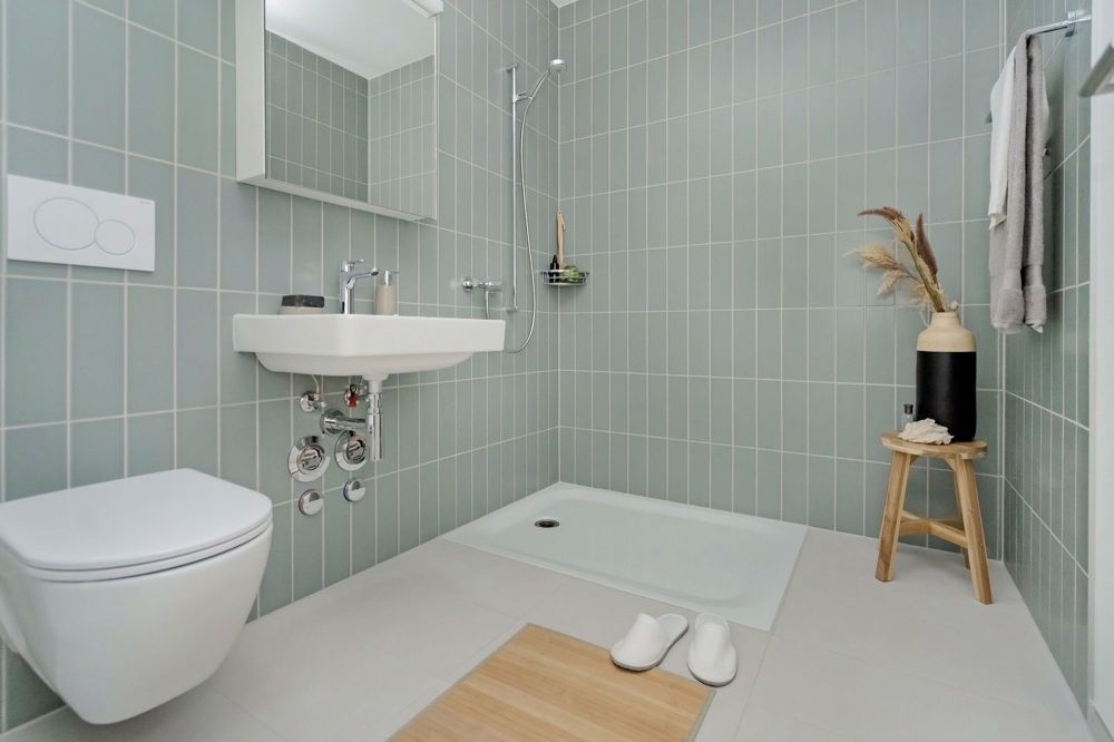 Moderne 3.5-Zimmer-Wohnung in Boll Baujahr 2024 - Badezimmer