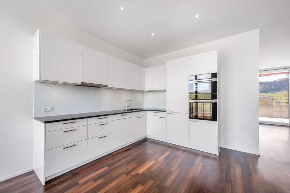 Moderne 2.5-Zimmer-Wohnung in Adliswil - Bild 1