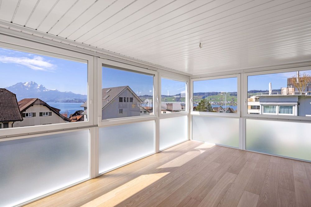 Exklusiver Neubau mit Seeblick auf 2 Etagen - 03 Web_Attika Wohnung, Oberhus- Strasse 4, Greppen_30_klein