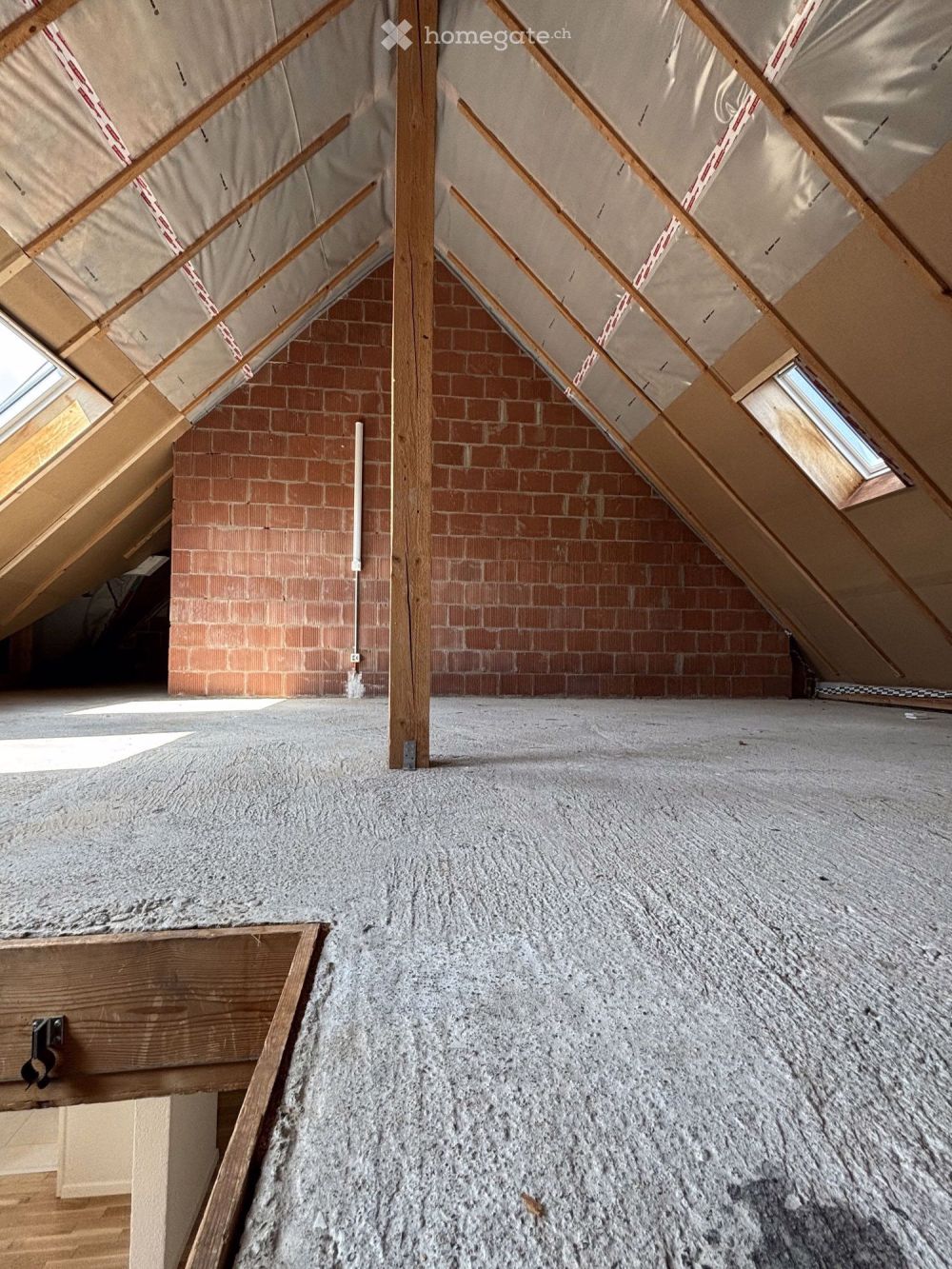 Komplett sanierte Dachgeschosswohnung zum Erstbezug - Bild 8