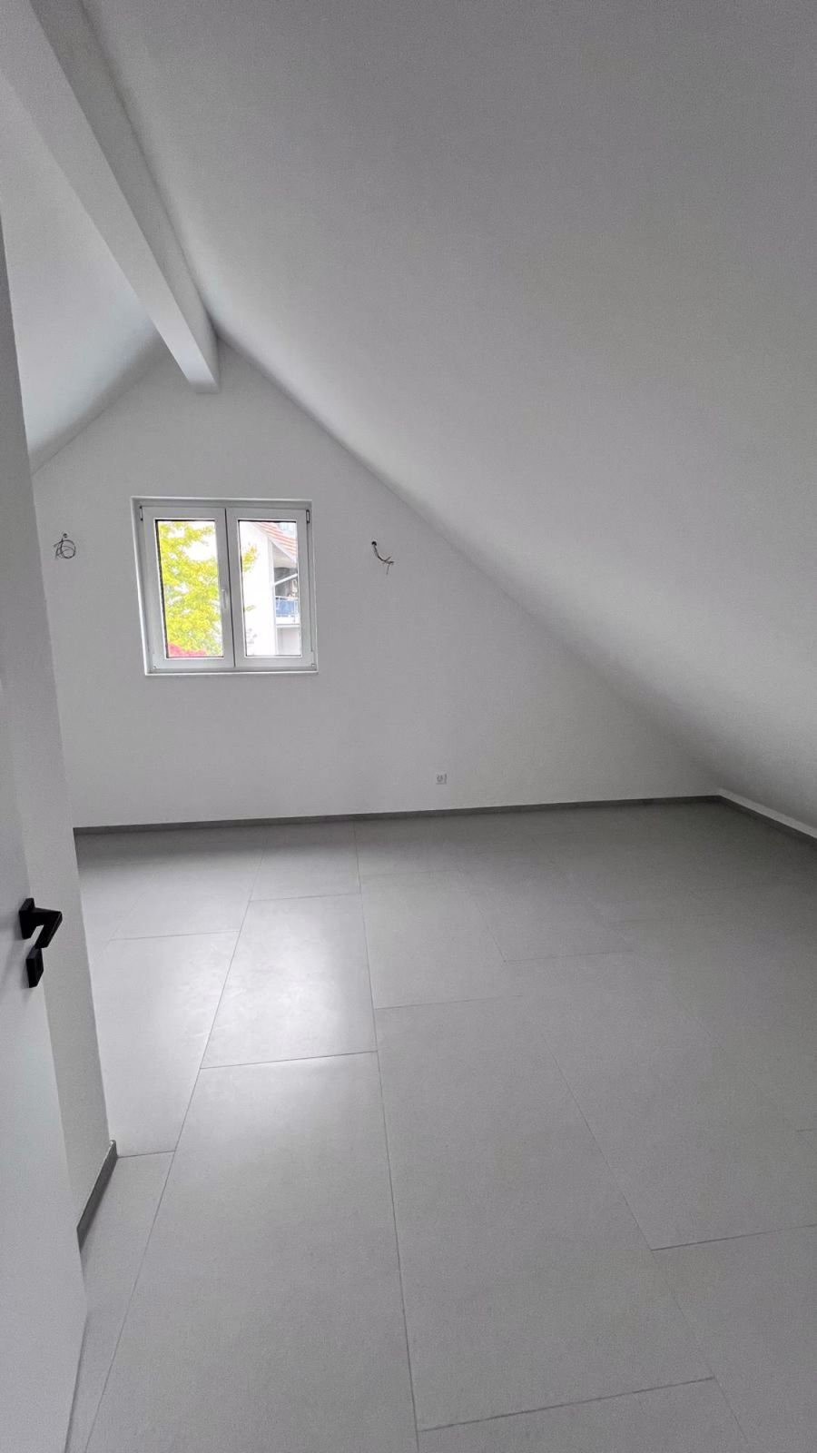 Moderne 2.5-Zimmer-Dachwohnung in Leuggern - Neubau 2025 - Bild 8