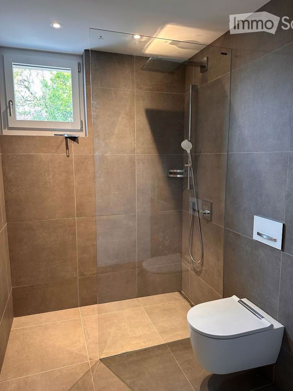 Moderne 4.5-Zimmer-Duplex-Wohnung in ruhiger Lage - Bild 3