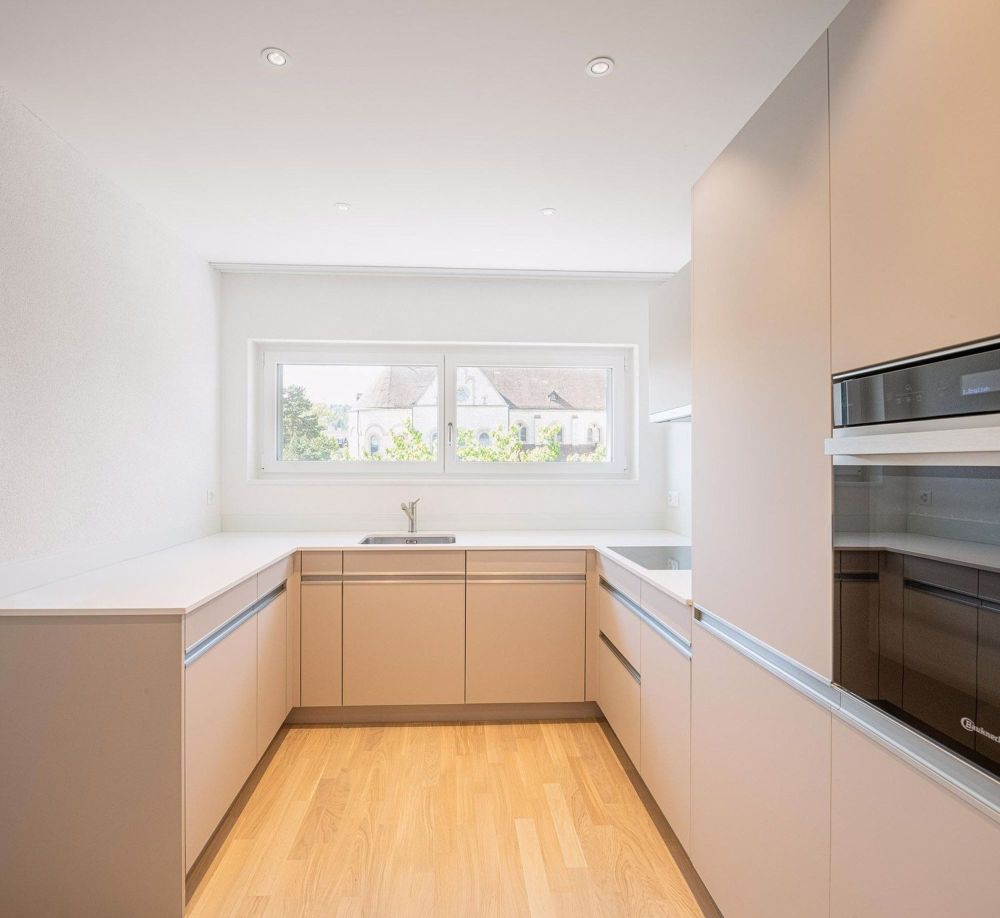 Schöne moderne 3.5 Zimmer-Wohnung in Neuhausen! - Bild 2