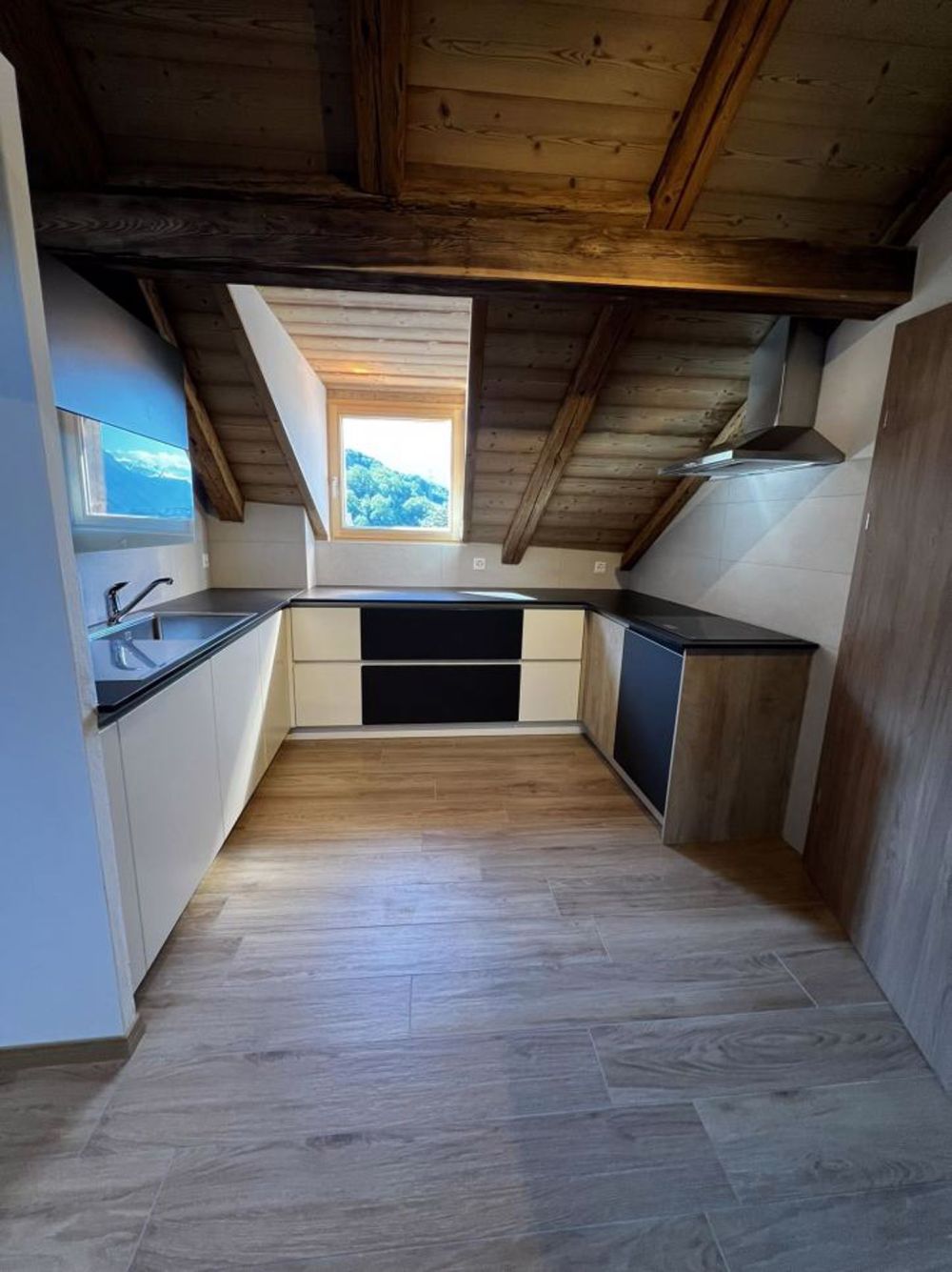GRANGE OLLON - 3.5 PIECES A LOUER A L'ANNEE - Bild 3