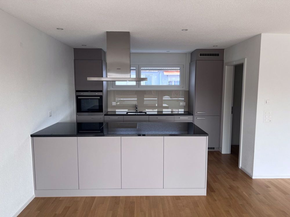 Traumwohnung mit riesiger Dachterrasse mit Abendsonne - Küche