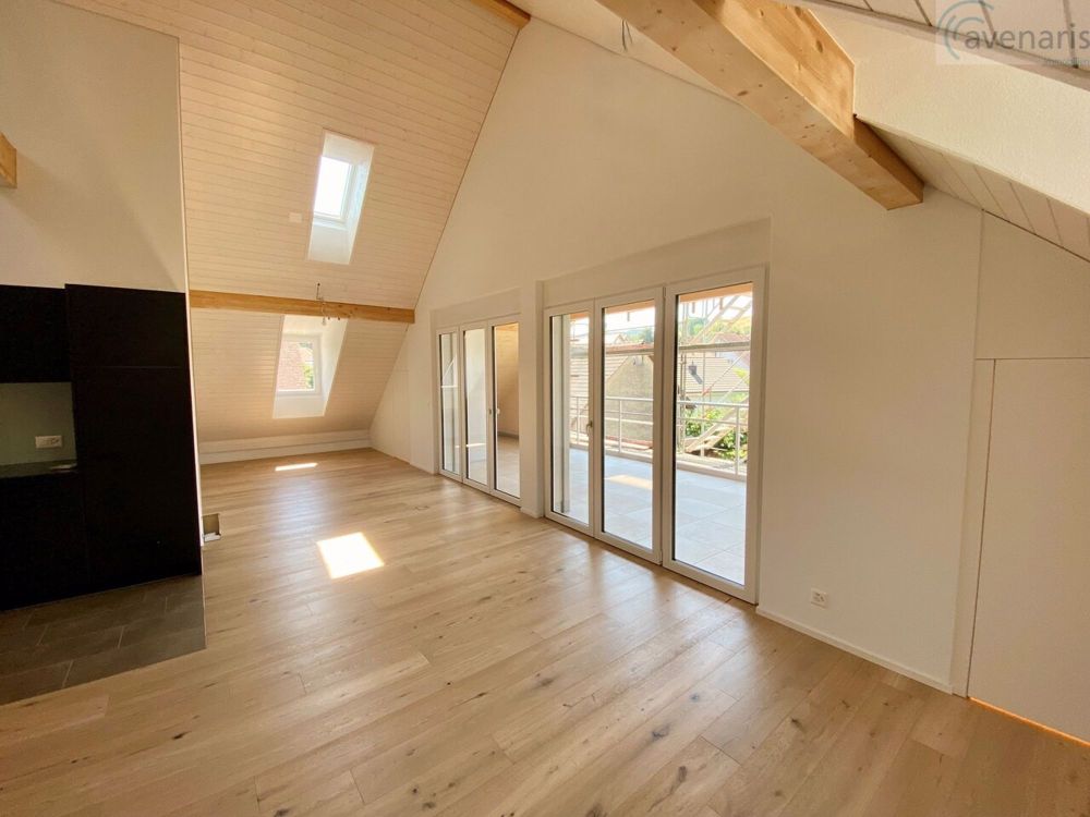Traumhafte 4.5-Zimmer-Dachwohnung mit Weitblick - exklusives Wohnen - Wohn-Essbereich