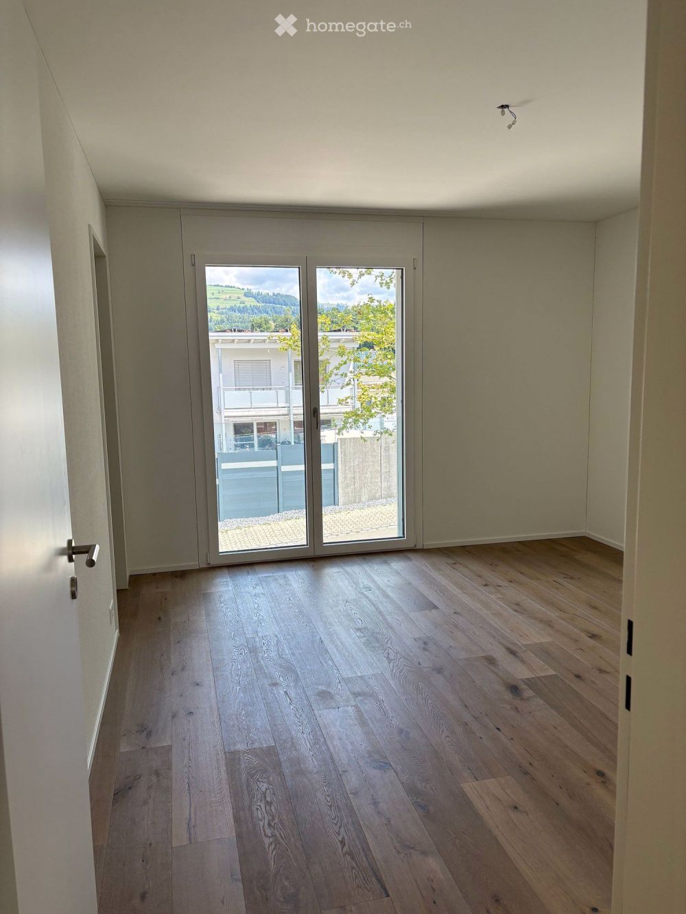 Moderne 4.5-Zimmer-Wohnung in Rüti ZH - mit Komfort und 2 Tiefgaragenplätzen - Bild 6