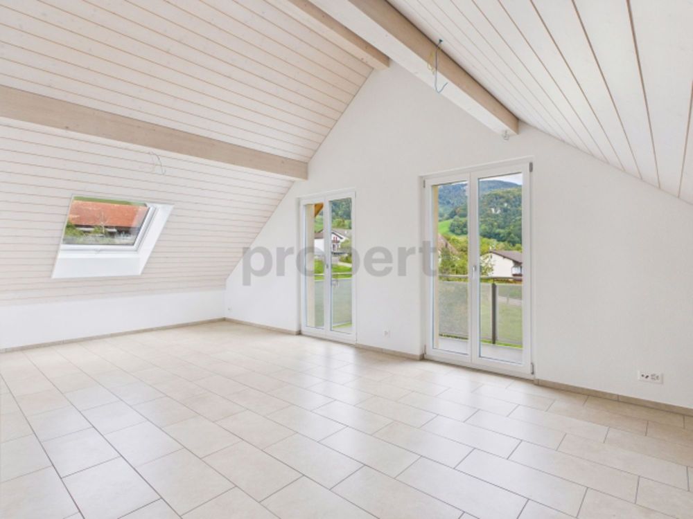 Grosszügige 3.5-Zimmer-Dachwohnung in Günsberg – moderner Wohnkomfort in ruhiger Lage - Bild 2