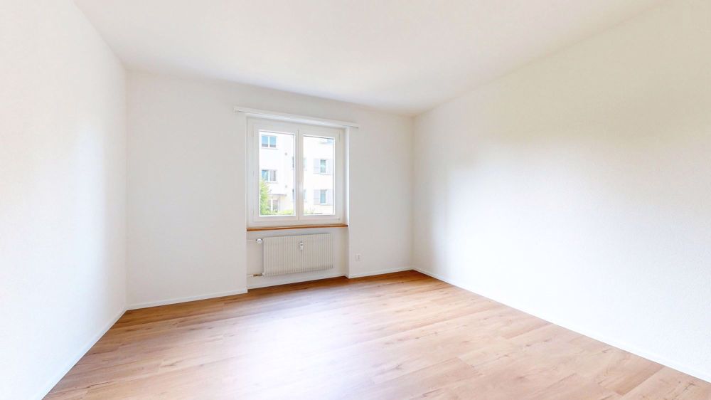 ERSTVERMIETUNG NACH SANIERUNG | 4-Zimmerwohnungen im Herzen von Ostermundigen - 4.5-Zi-Whg-in-Ostermundigen-Zimmer-1