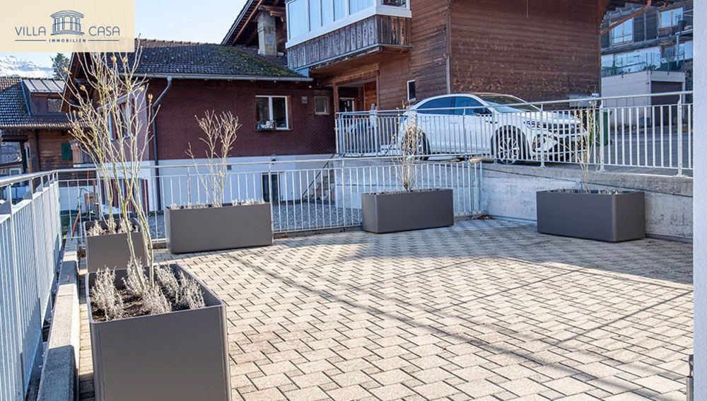 Wohnung (120m²) mit grosszügigem Grundriss & traumhafter Terrasse (118m²) - Bild 3