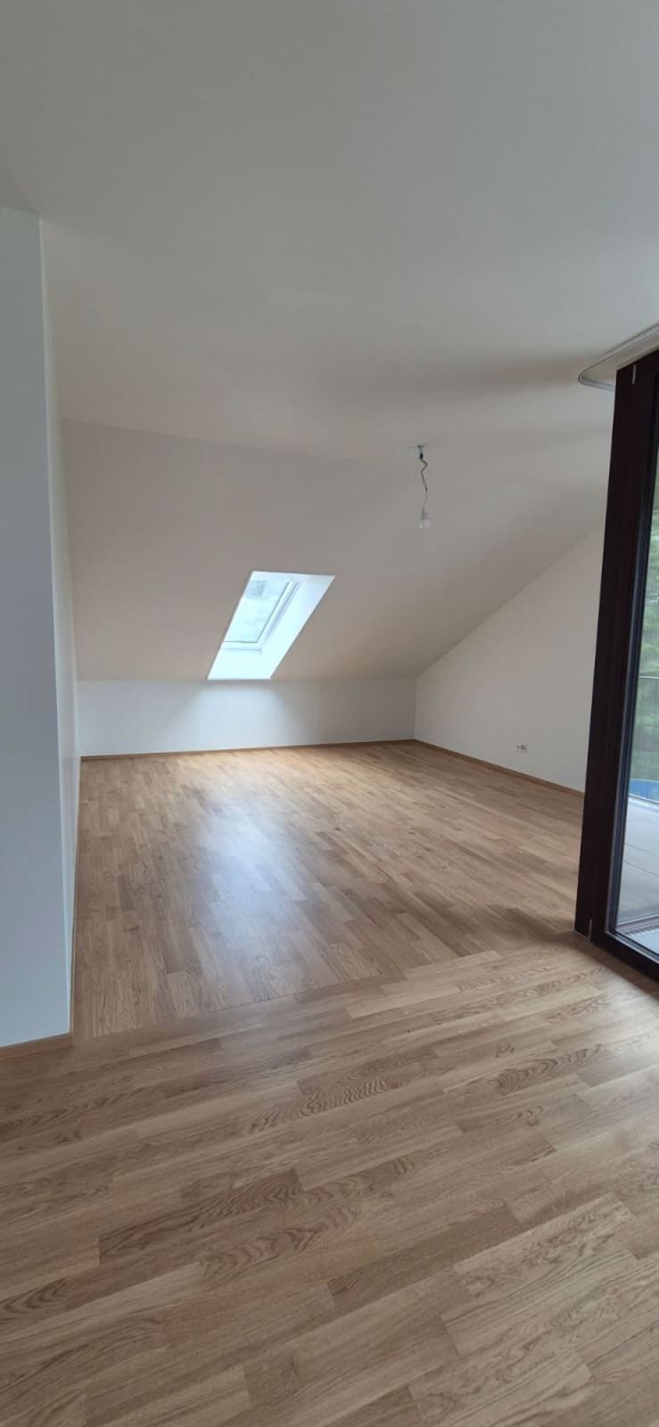 Neue 4.5-Zimmer-Wohnung, 3. Stock, ca. 109 m2 - Bild 4