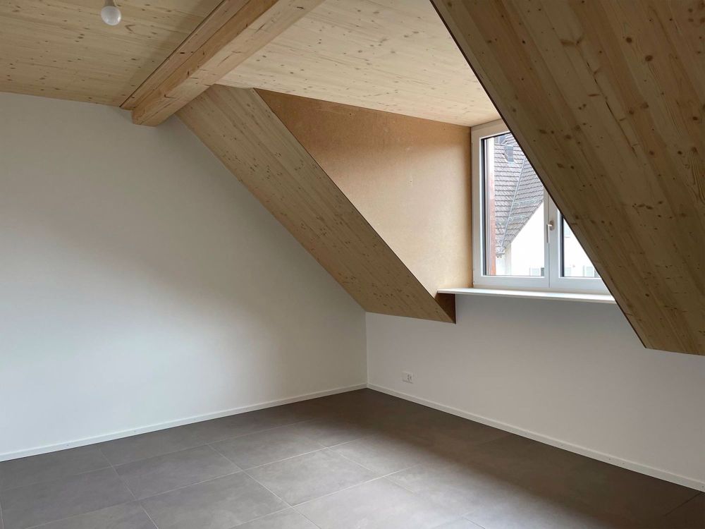 Traumhaftes Zuhause - 3.5-Zimmer-Maisonette-Wohnung - Zimmer 1 vorne rechts