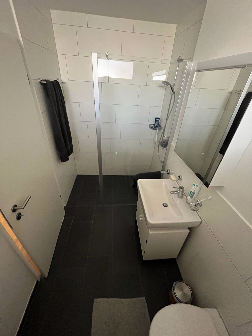 Zentrale Wohnung mit eigenem Garten - Bild 4