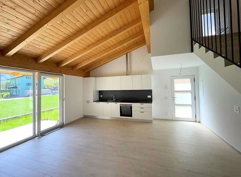 Moderne Villa mit Garten zu vermieten - Bild 1