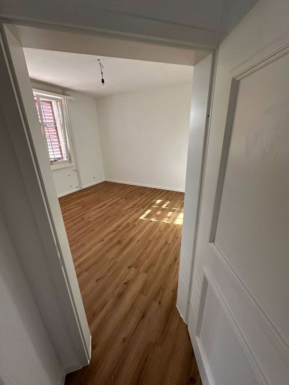 Frisch sanierte Wohnung mit modernem Flair – ab 01.06.2025v - Bild 2