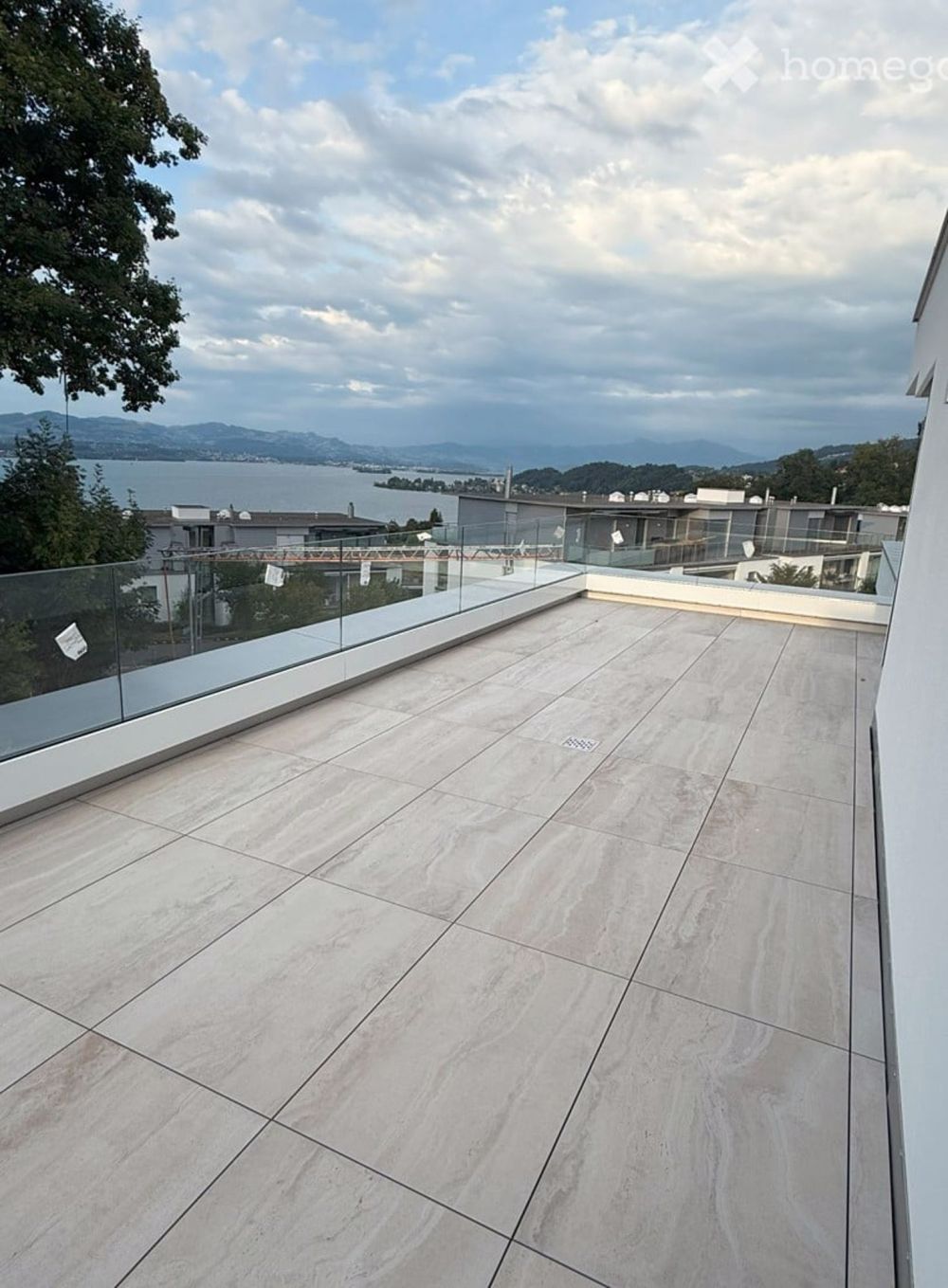 Exklusives 4.5-Zimmer-Penthouse mit atemberaubendem Seeblick in Richterswil, nahe Zürich - Bild 4