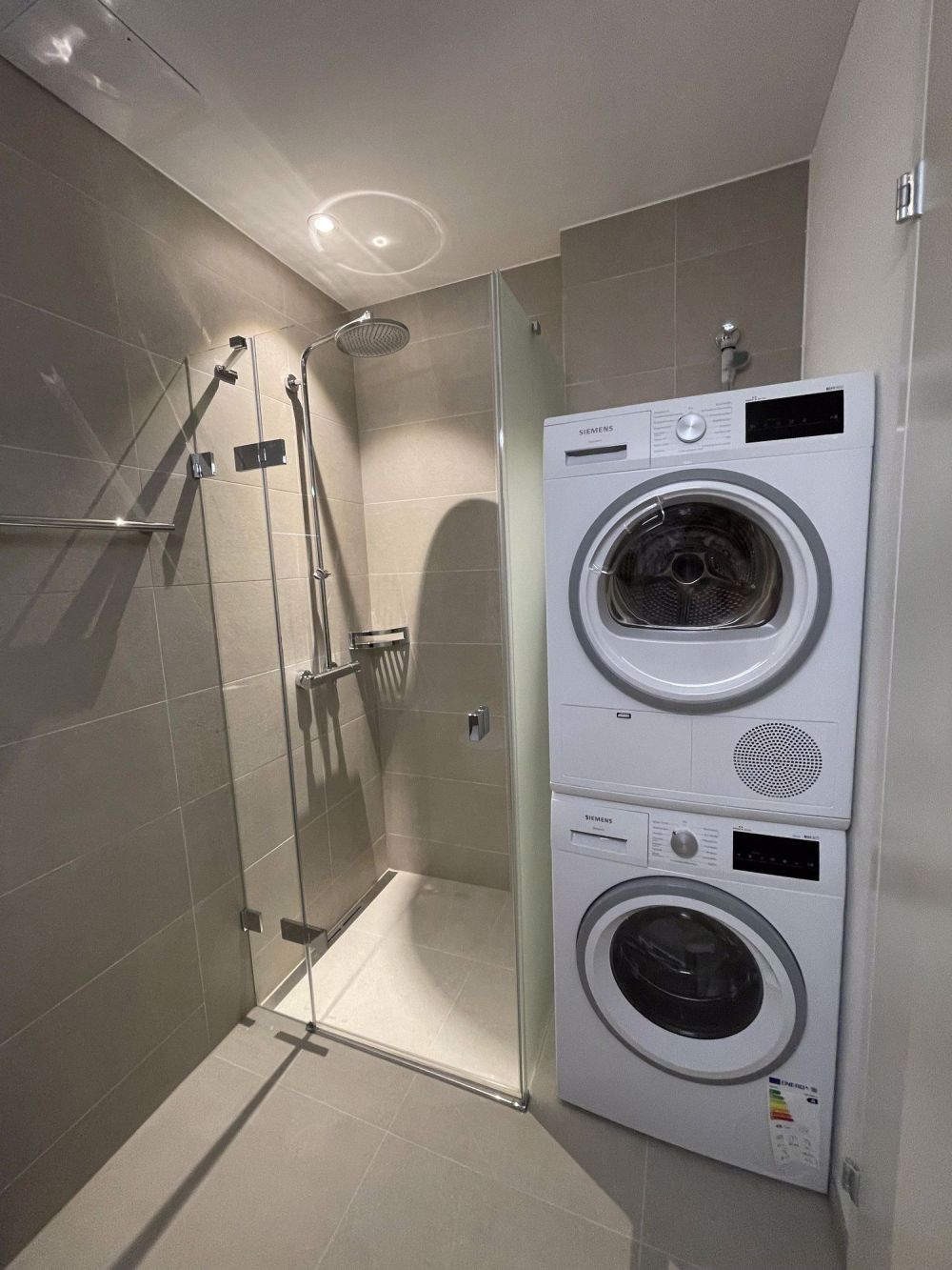 Zentral wohnen in Horgen Moderne 2.5-Zimmerwohnung direkt am Zürichsee - Bild 4