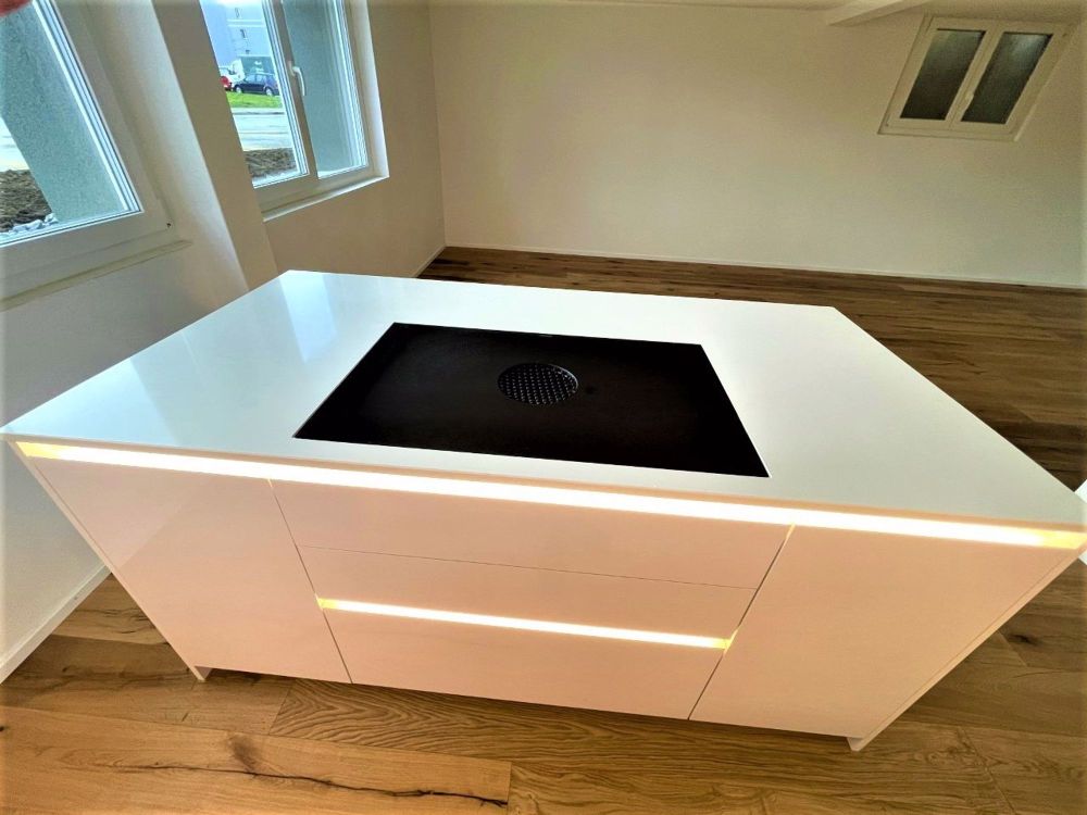 TOP MODERNE 3.5 ZIMMER WOHNUNG MIT PRIVATER WASCHMASCHINE/TUMBLER - Bild 3