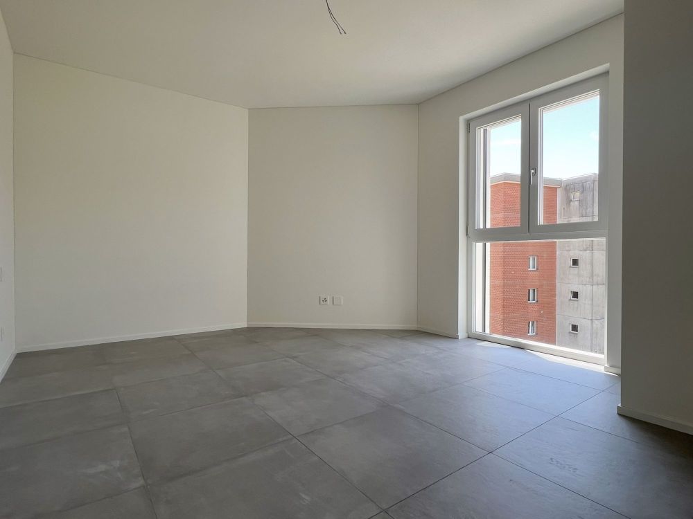 AFFITTASI NUOVO 4.5 LOCALI CON TERRAZZA A MORBIO INFERIORE - Bild 3