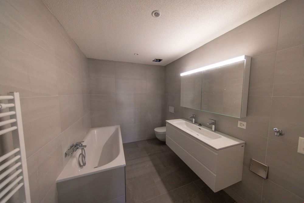 NEUWERTIGES 4.5-ZIMMER-WOHNUNG MIT 105m2 IN COURTEDOUX - Bild 2