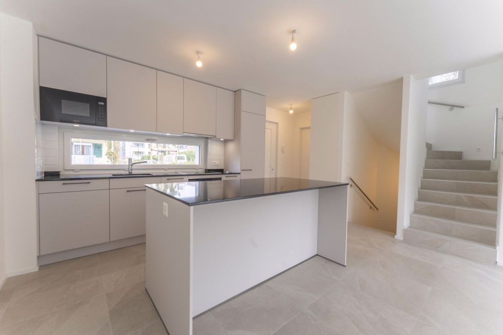 Villa Moderne, construction THPE, proche des Organisations Internationales - Bild 1