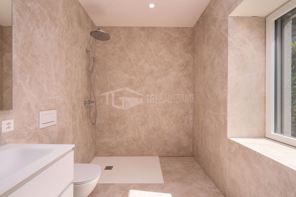 DUPLEX von 6.5 Zimmern mit Garten und Seeblick in Ruvigliana - Bild 8