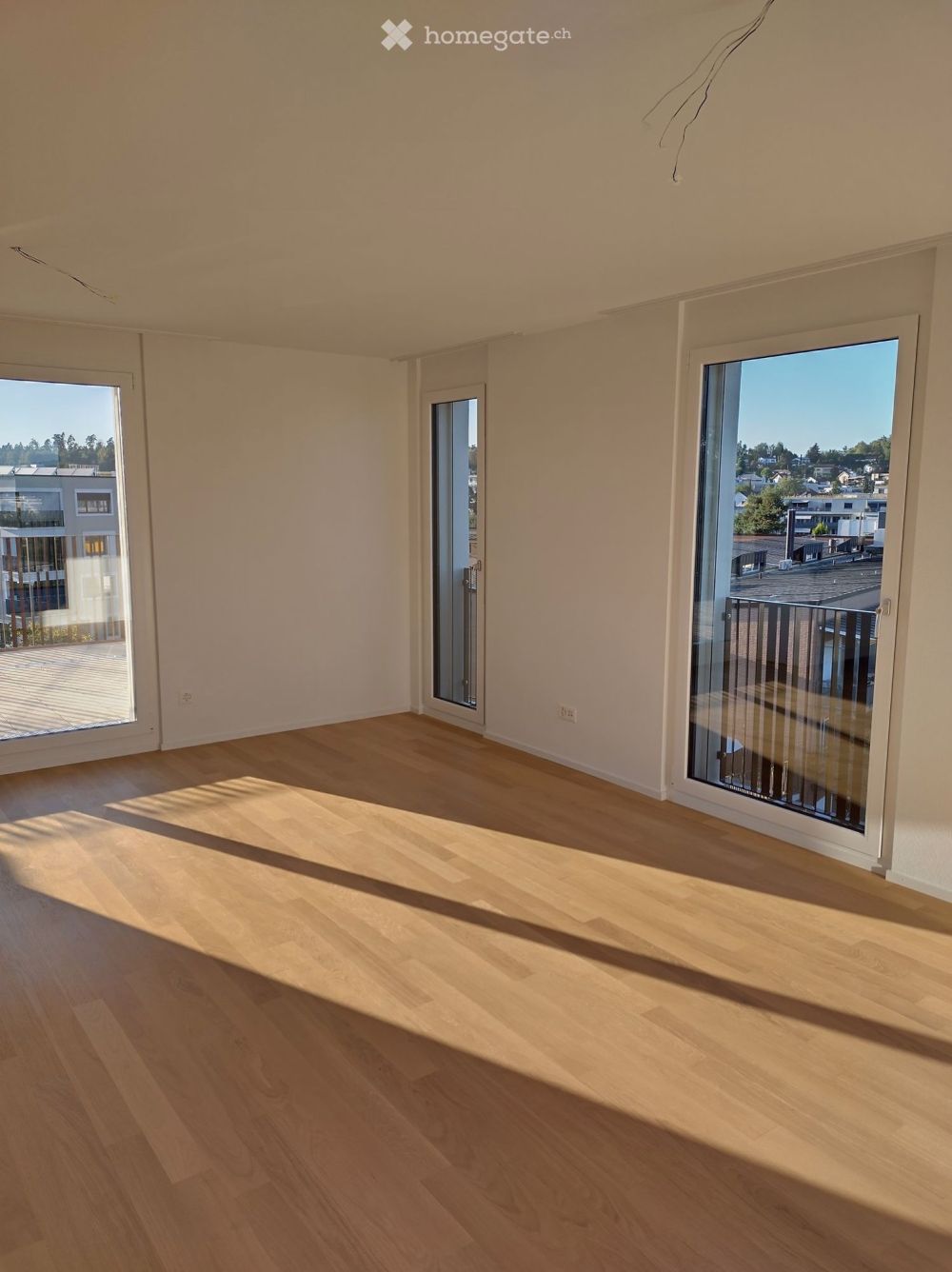 Moderne 2.5-Zimmer-Attikawohnung in Dietlikon - Bild 2