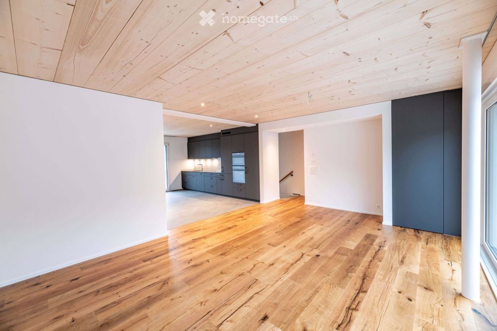 Talblick - exklusive 2.5 Zimmer- Maisonettewohnung mit Reihenhaus-Charm - Bild 1