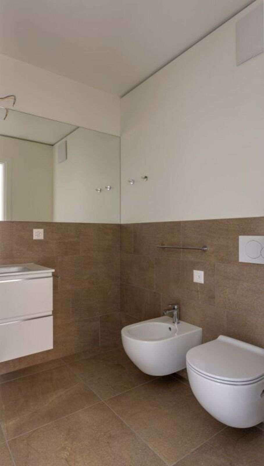 Appartement zur Miete in der Residenza Querciabella in Bioggio mit Seeblick - Bild 8