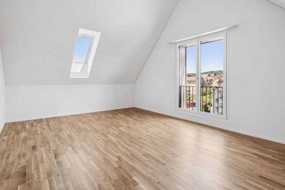 Charmante, grosszügige Dachwohnung - Bild 9