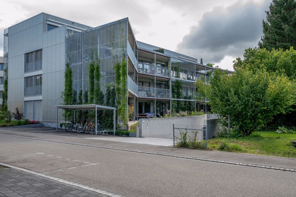 Helle und top ausgestattete Wohnung an ruhiger Lage - Bild 2