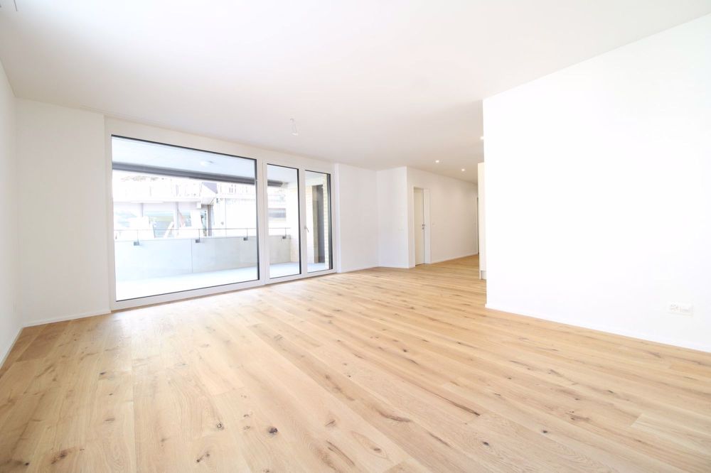 Grosszügige 4.5-Zimmerwohnung mit Balkon und hohem Wohnkomfort - Bild 2