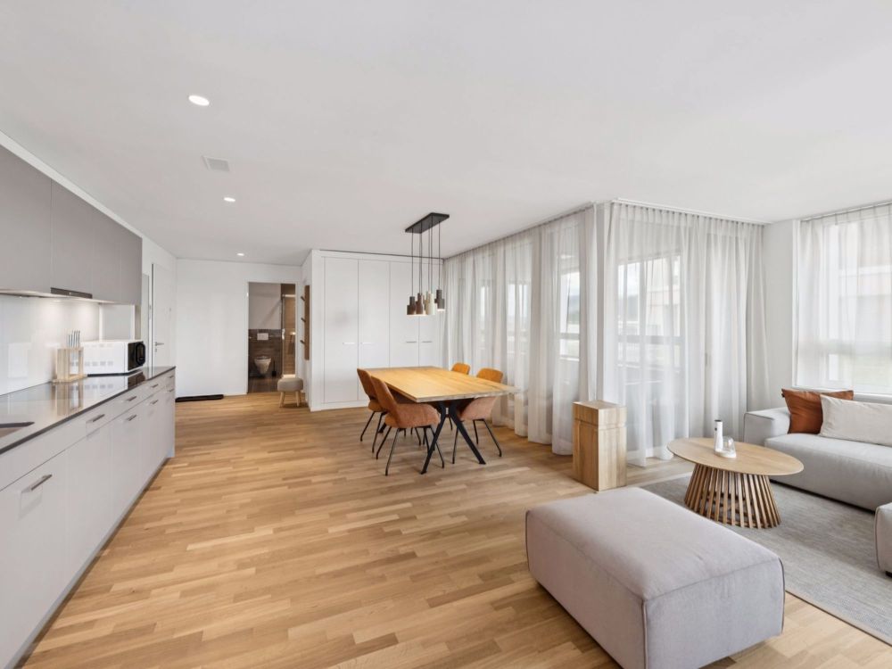 Möblierte Apartments mit Madrid Flair direkt im grössten Shoppingcenter der Schweiz! - Bild 2