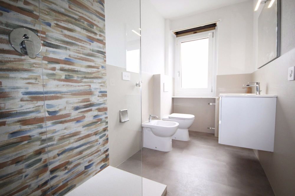 Geräumige 2,5-Zimmer-Wohnung mit Parkplatz. Erstbezug - Bild 4