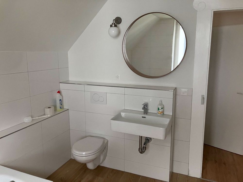 Erstbezug! Vollrenovierte Luxus Wohnung mit Garage - Bild 7