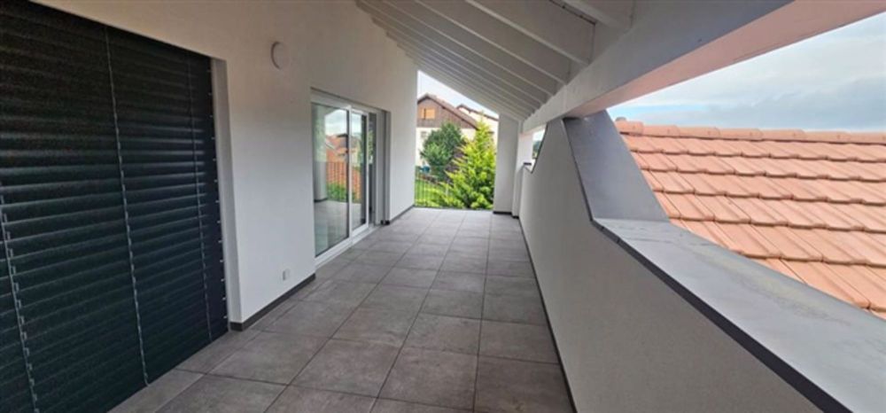 Wunderschöne 3.5 Zimmerwohnung im 2. Stock in Misery-Courtion - Bild 2