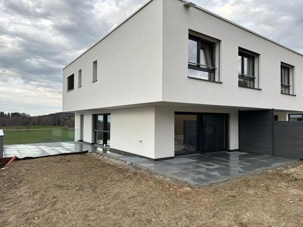 Villa mit 5.5 Zimmern in St-Sylvestre Kopie - Bild 1