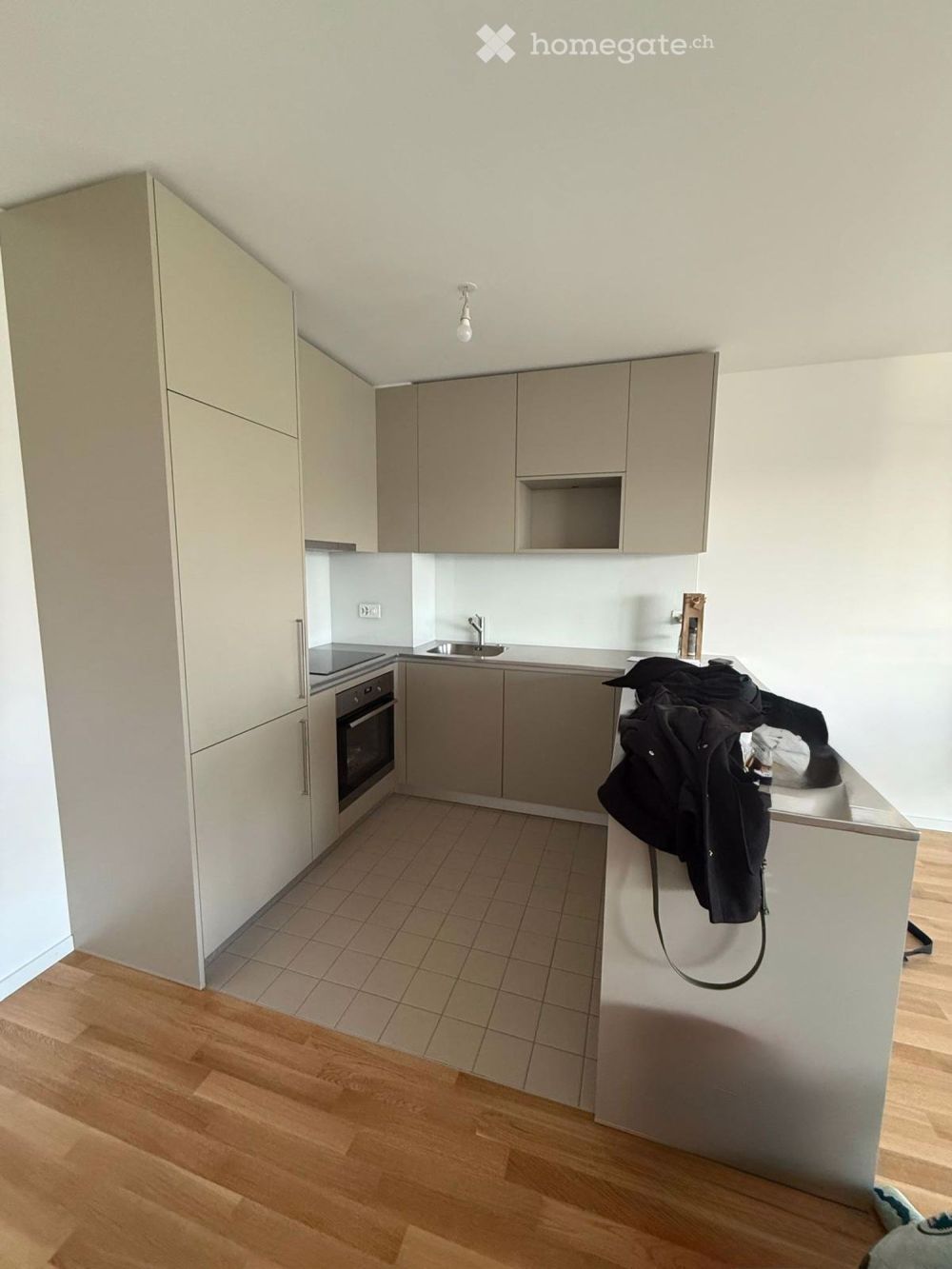 Moderne 3,5-Zimmer-Wohnung mit Balkon in Nyon - Bild 1