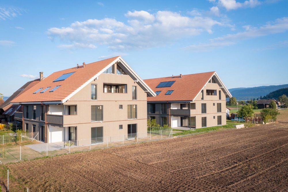 NEUBAU 2½-Zi-Dachwohnung im Eigentumsstandard, Galerie & traumhafter Aussicht! Ihr neuer Rückzugsort - Bild 1