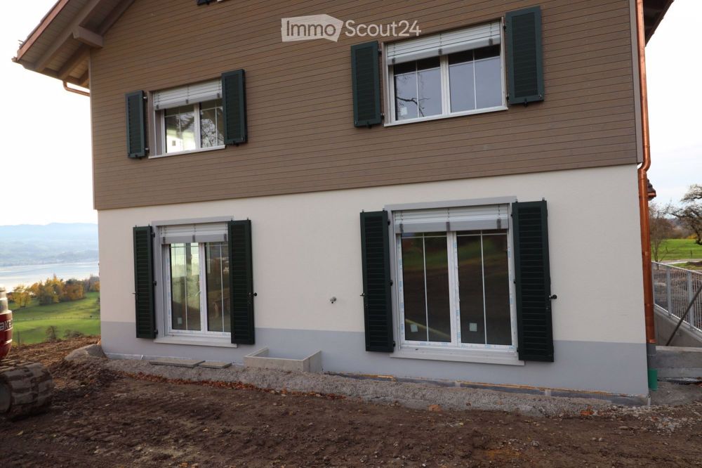 Neubauwohnung für Naturliebhaber, die einen der schönsten Weitblicke am Zürichsee schätzen. - Bild 1